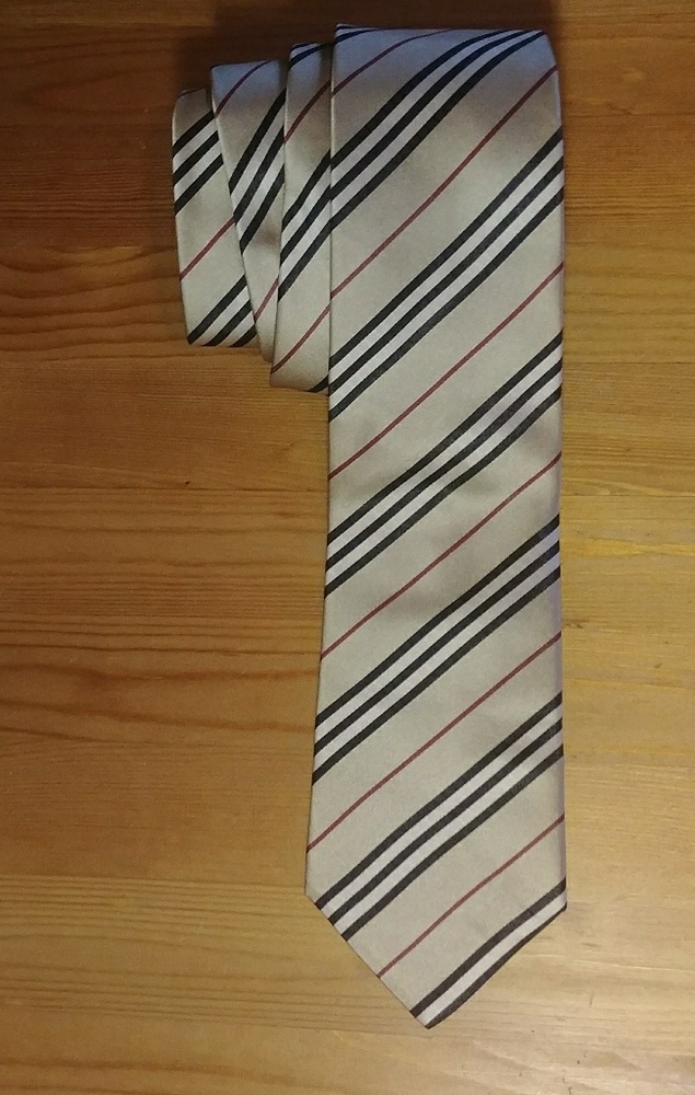 NWT BURBERRY LONDON SILK TIE
